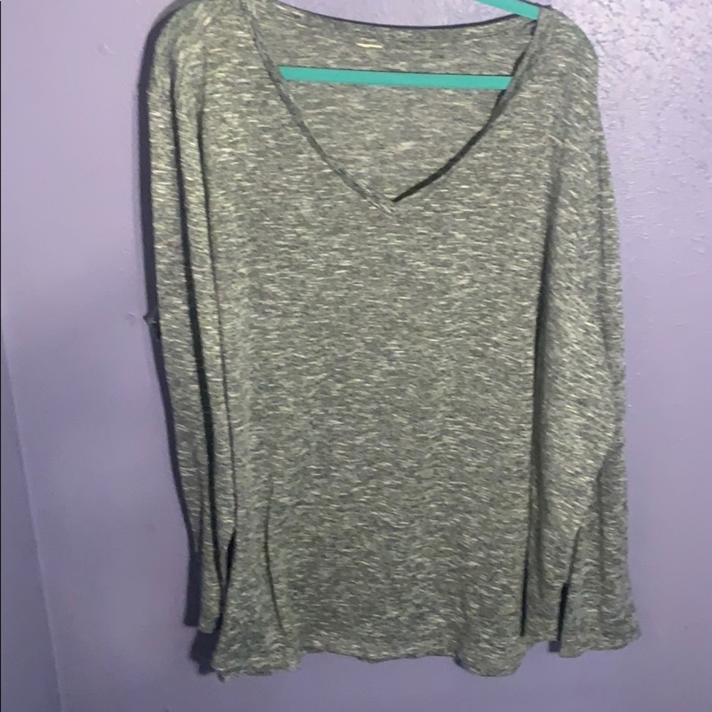V neck sweater
